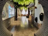 Furong Grand Hotel (Taiyuan Datong Road Taigang West Gate) Hotels near Jian Caoping