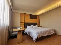 Jiaji Hotel (Shanghai Hongqiao Hub Jizhai Road) Hotels near Xinshang Life Square