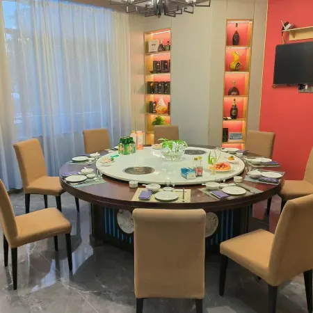 Huaying Hotel