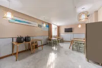 허안 호텔 (뤄허 준위에푸 기차역)