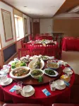 Huzhong Dabaishan Hotel
