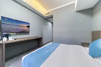 Lilian Business E-sports Hotel