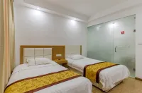 Huayuan Homestay (Huangshang Scenic Area South Gate)