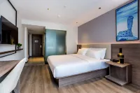 7 Days Premium Hotel - Haustierfreundliche