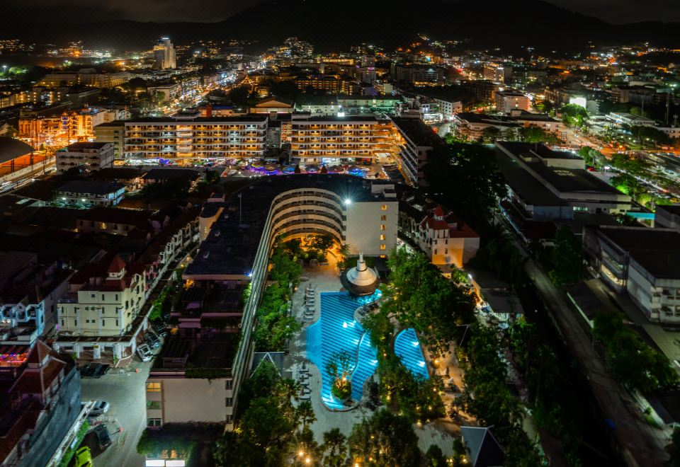 리모델링 후 수영장