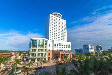 Majestic Mong Cai Hotel Отели в г. Монгкай
