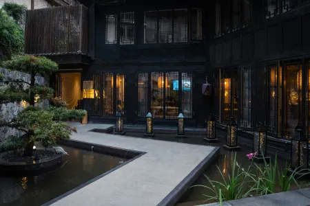 Sanchunli Meng Resort Hotel