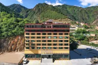 Yajiang Jiarong Hotel Hoteles en Yajiang