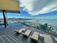 WCC Sea View Stay at The Edge Central Pattaya - 인피니티 풀