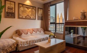 Landscape Riverview Designer Homestay (Jiefangbei Hongyadong Branch)