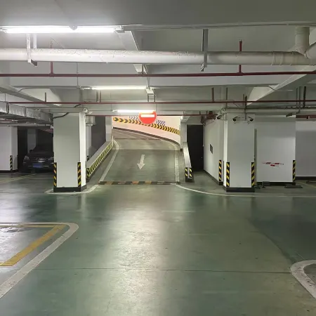 Vienna Hotel (Zhaoqing Sihui Center Yubo City)