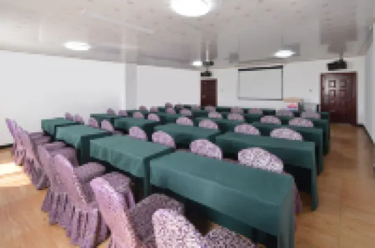 Grace Inn Hotel (Yantai Longkou Railway Station Tonghai Road)