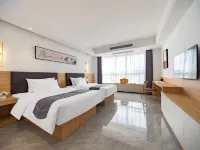 Shanhe Puyin Hotel (Xinyang East high speed railway station store)