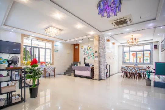 후니우 빌라 (지후 해변 관광지)