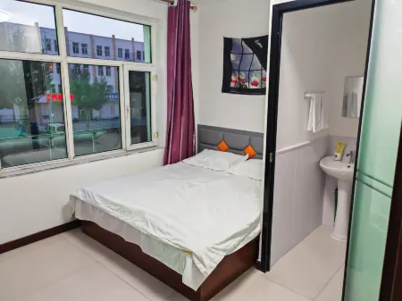 Fuyuan Express Hotel Отели рядом с достопримечательностью «Ulanqab Night · Ice and Snow Carnival»