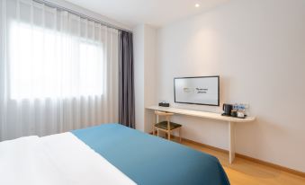 Teme Keywell Hotel (metro station store of Southwest Jiaotong University)