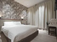 The Noble Hotel Hoteles cerca de Embalse MacRitchie