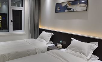 Ru Ni Suo Yuan Homestay (Lushan Xihai Zhelin Laozhen Feiyi Meishi Wenchuangyuan)