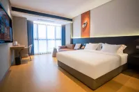 Yunmo Hotel (Yibin Xuzhou District Government Affairs Center) - pemandangan pegunungan