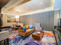 Aston Pasteur Hotels near Paris Van Java Mall