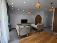 Pinegrove Apartment