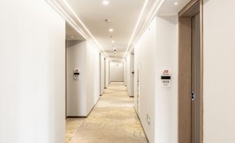 Jinyunlai Holiday Hotel