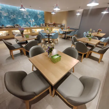 Homeinn Pebble Hotel (Linyi Yinan Government Plaza)