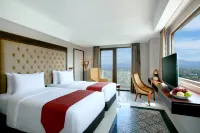 Alhambra Hotel Convention, BW Signature Collection Hotels in Singaparna