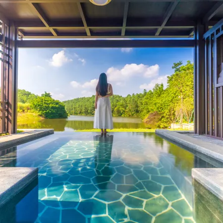 Oasis Forest Hotel