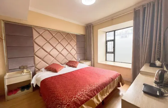 嘉魚二喬大酒店