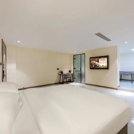 Vienna Classic Hotel (Fuzhou North Railway Station Plaza) Отели рядом с достопримечательностью «Вокзал Фучжоу»