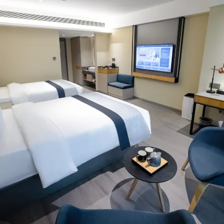 Homeinn Selected Hotel (Tumxuk Nanjing Street)