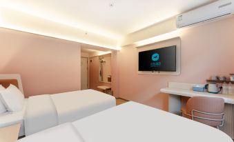 HanTing Hotel (Xi'an Bell Tower North Street Subway Station)