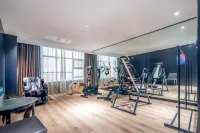 Grey Whale Smart Hotel (Baoding Train Station)