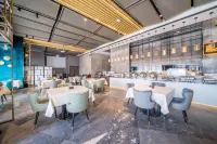 Under the Empty Mountain· IDLE Resort Hotel (Jiefangbei Hongyadong)