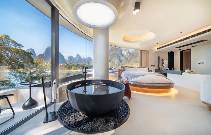Mochi Luxury River View Resort Hotel (Yangshuo Xingping Ancient Town Li River Scenic Area)