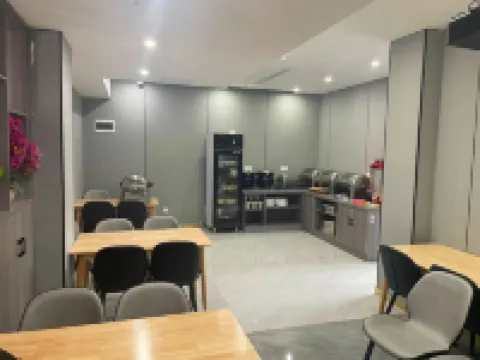 Baolai Business Hotel