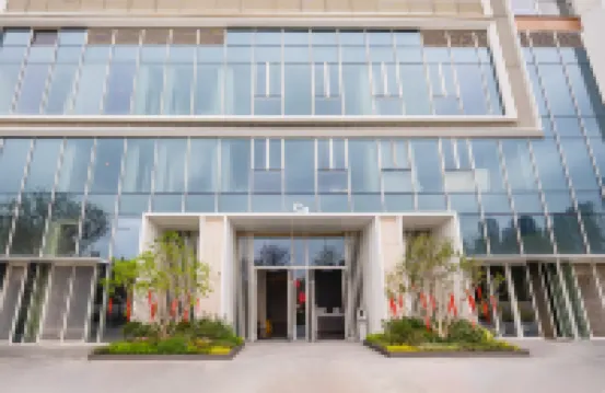 富薈鉑璽·Service Apartment（中洲鉑璽筍崗地鐵站店） 鄰近林記水族器材商行（蘭花社區店）的酒店