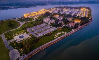 Shijiazhuang Hutuo River Art Ecological Island Resort Hotel
