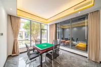 Lux Cabins Brilliant Villa Hotel (Dongshan Jinluwan Seaside Plaza)