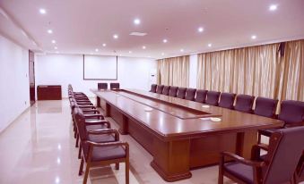 Zouzi Hotel (Nanjing Lishui Development Zone Automobile 4S Yuan Branch)