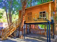 Moye Shiguang Homestay (Grape Valley Scenic Area)