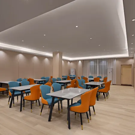 Four Seasons Cloud Hotel