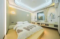 Qiyu Homestay - Balkoner