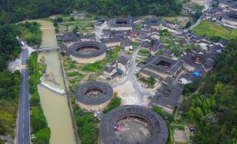 Nanjing Tulou Jinxiu Mountain Villa