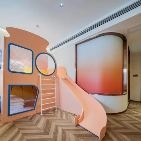 Longting Holiday Hotel (Zigong Fangte Dinosaur Kingdom Store)