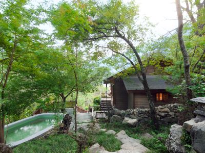 Nature Yaoquan Mountain Residence
