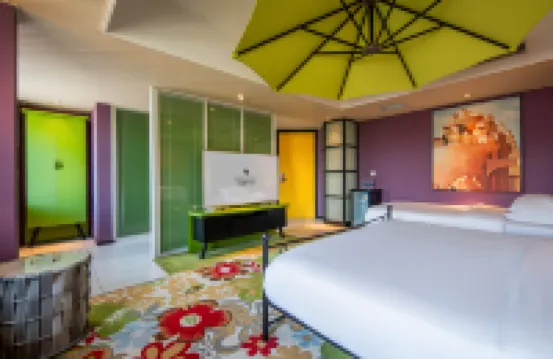 麗呈睿軒飯店（鄭州福塔東地鐵站萬錦城店） 花花牛配送站附近的飯店