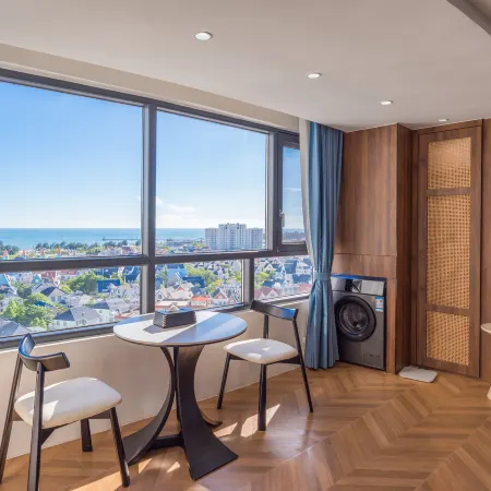 Jinshi Seaview Hotel (Beihai Silver Beach)