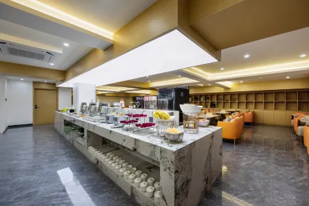 Pinghu Quanshu Smart Hotel Отели рядом с достопримечательностью «Pinghu Mo's Manor»